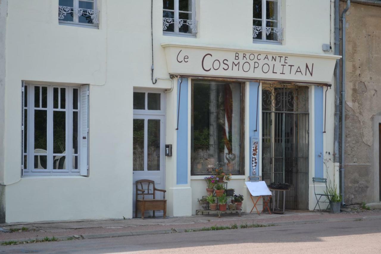 Appartement Passe Partout Lucenay-l'Eveque Exterior foto